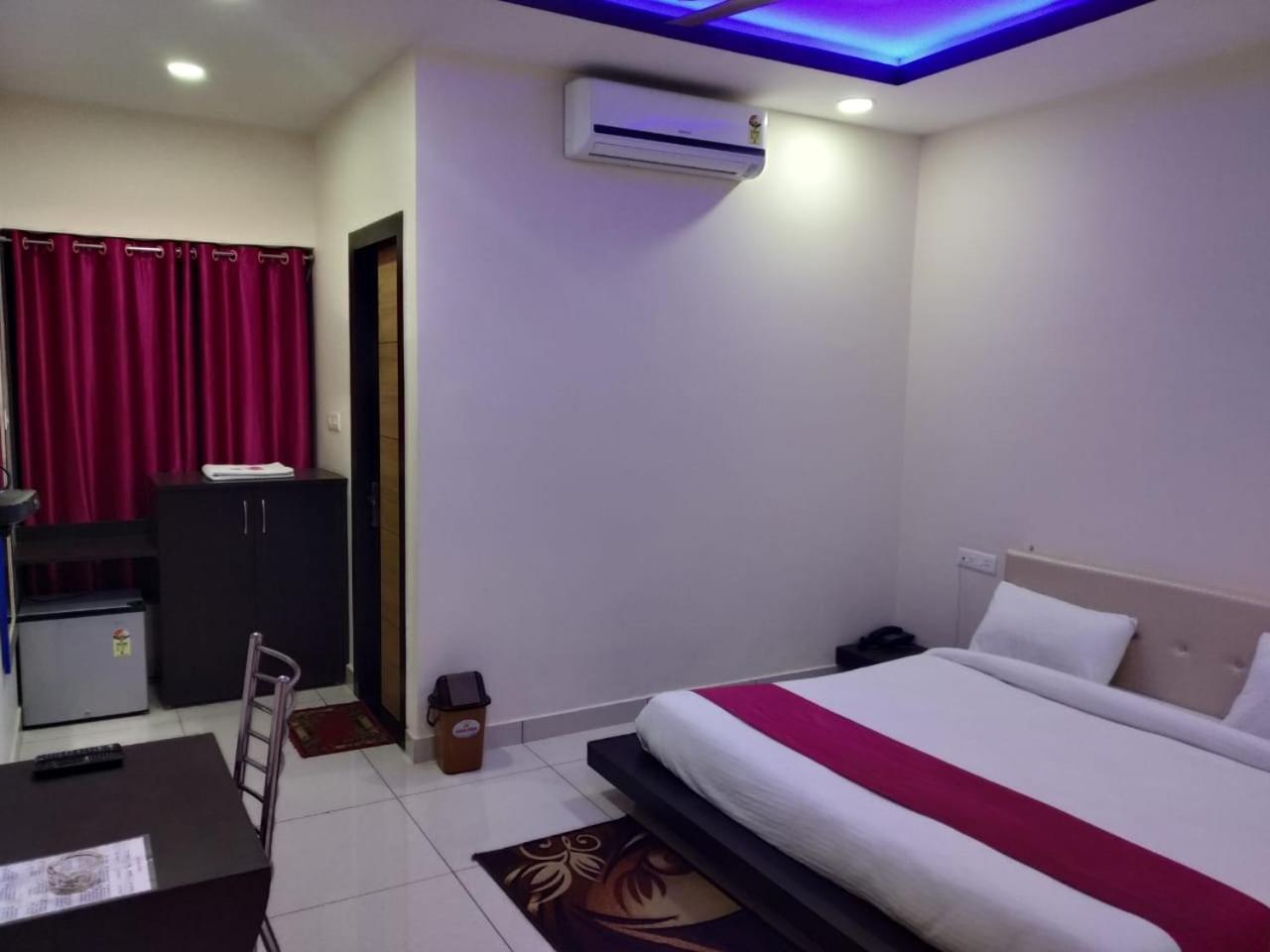 Hotel Reyansh Tanakpur Exterior foto