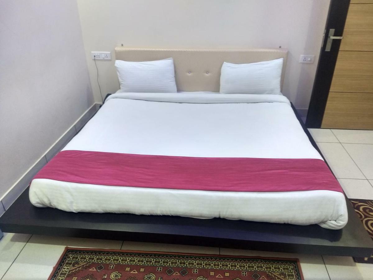 Hotel Reyansh Tanakpur Exterior foto