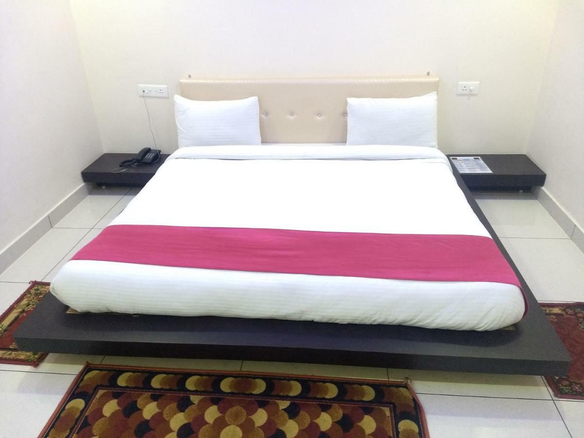 Hotel Reyansh Tanakpur Exterior foto
